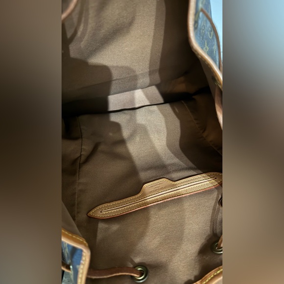 VINTAGE Louis Vuitton Montsouris MM - Picture 9 of 16